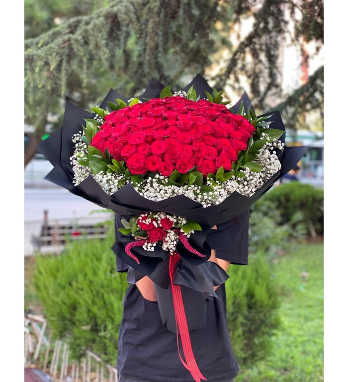 101 Adet Kırmızı Gül Buketi