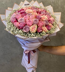 51 Adet Renkli Gül Buketi