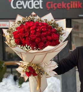 51 Adet Kırmızı Gül Buketi