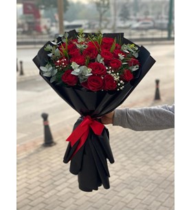  Kırmızı Gül Buketi